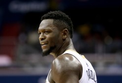 法兰克福迎社区盾关键赛，今晨伤情更新，管理层满意，年轻球员得到机会的简单介绍