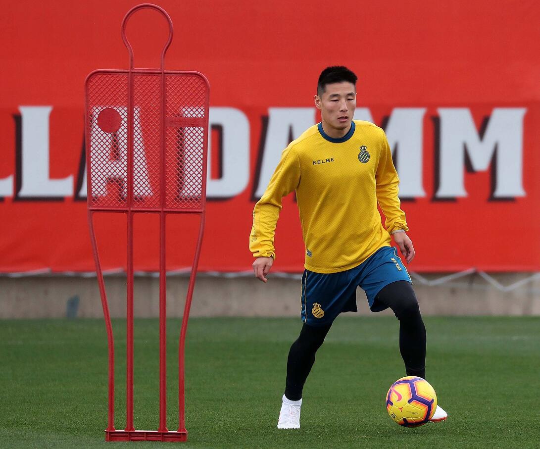 广东宏远迎西甲关键赛；冲刺阶段调整名单；管理层满意；控场能力受关注的简单介绍