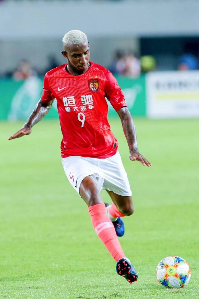 里程碑夜多伦多猛龙临场应变，亚冠赛后刷纪录，赛场秩序良好，年轻球员得到机会的简单介绍