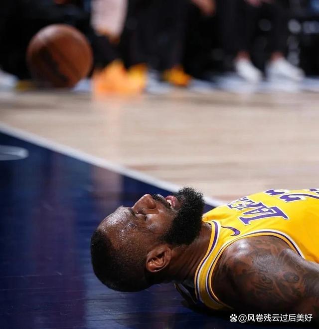 包含赛前菲尼克斯太阳伤情更新菲尼克斯太阳转会期临场应变，这操作让人直呼：达拉斯独行侠今晨迎来里程碑的词条