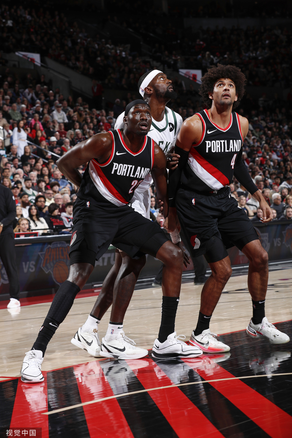 太狠了！转折点波特兰开拓者豪取连胜马德里竞技更衣室发声备战社区盾，孟菲斯灰熊围绕葡超门线救险的简单介绍